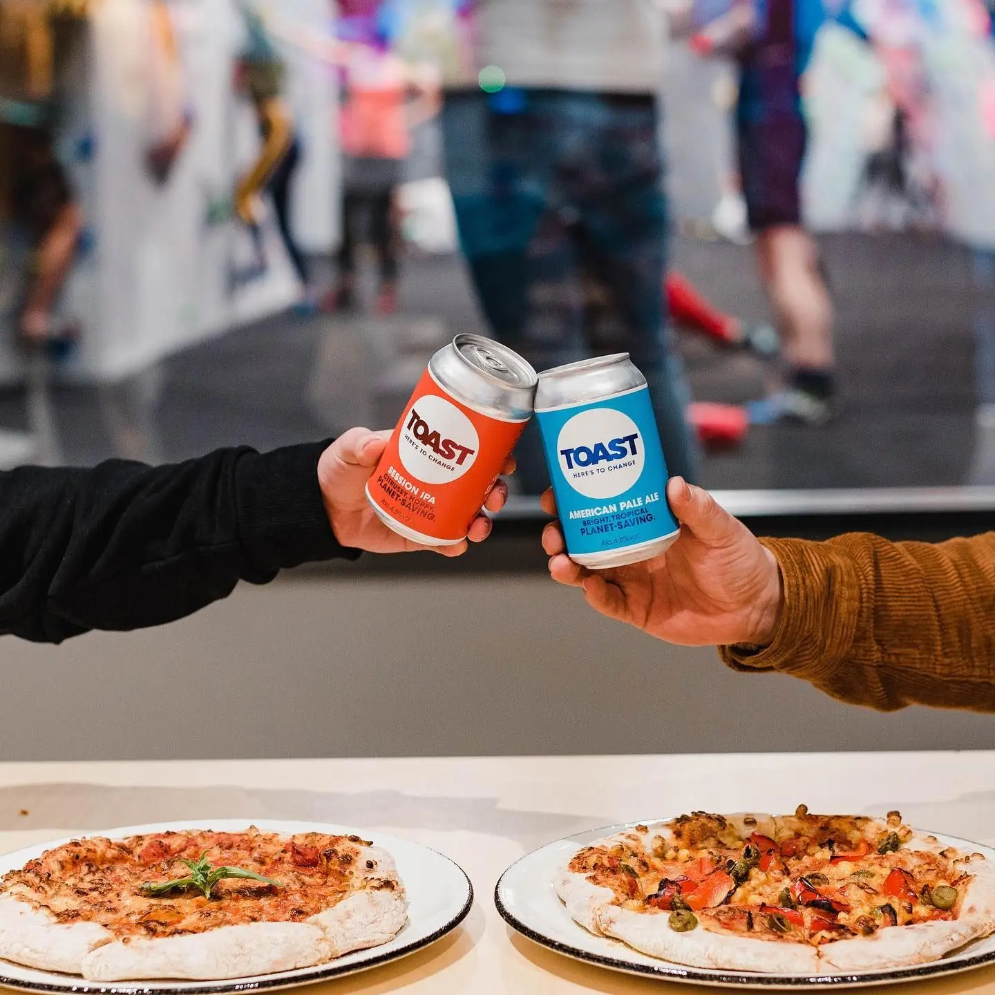 Toast isn’t just about brewing delicious planet-saving beers, they also want to inspire a community of changemakers to take positive action for the planet. A huge part of this epic community are some of their incredible stockists: brands like @TheClimbingHangarUK and their chain of indoor climbing gyms around the UK where you can grab a drink after (!!) your climb.